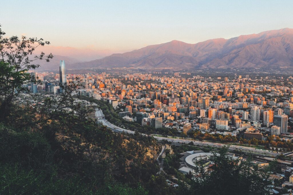 Foto panorâmica de uma cidade no Chile